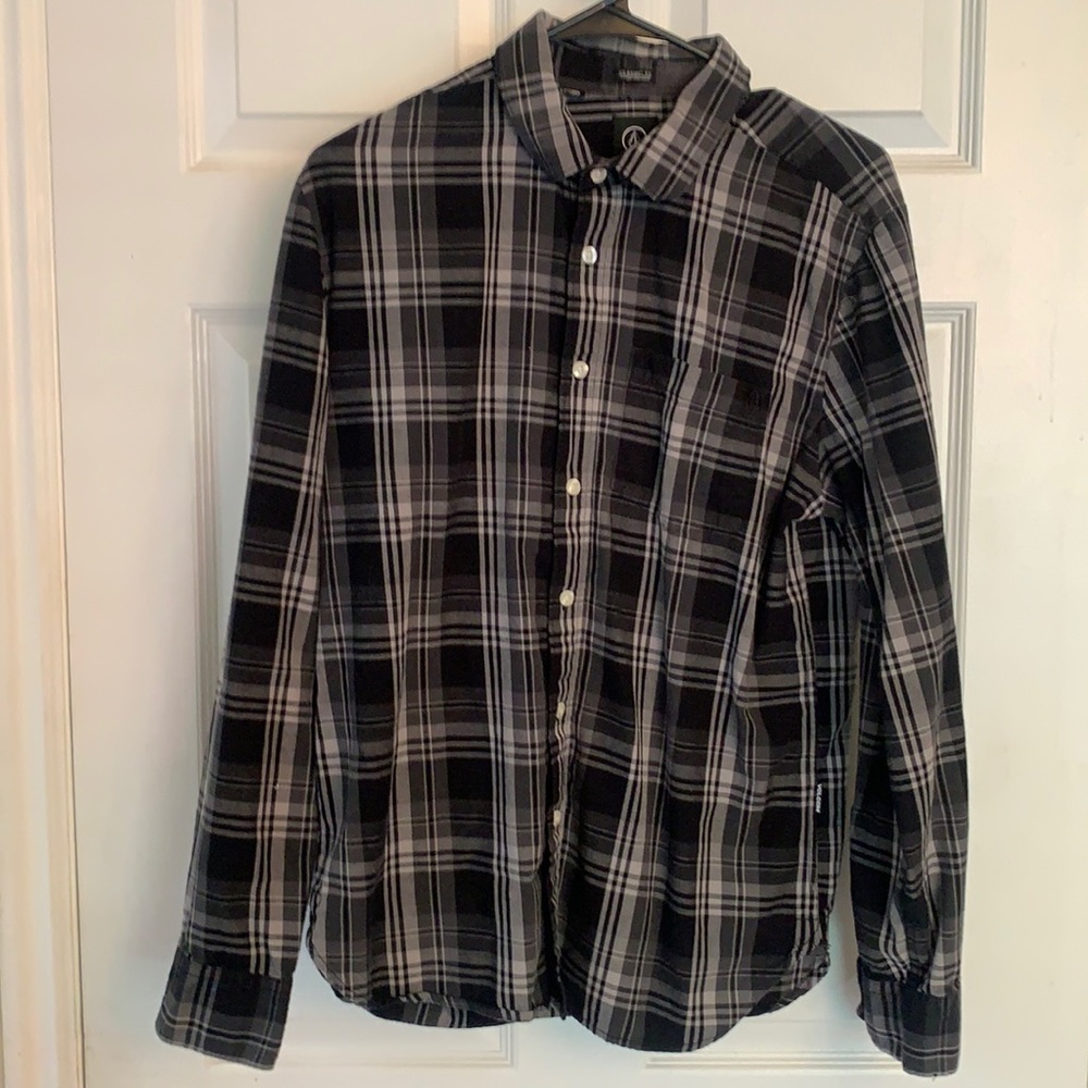 Volcom button down casual dress long sleeve shirt